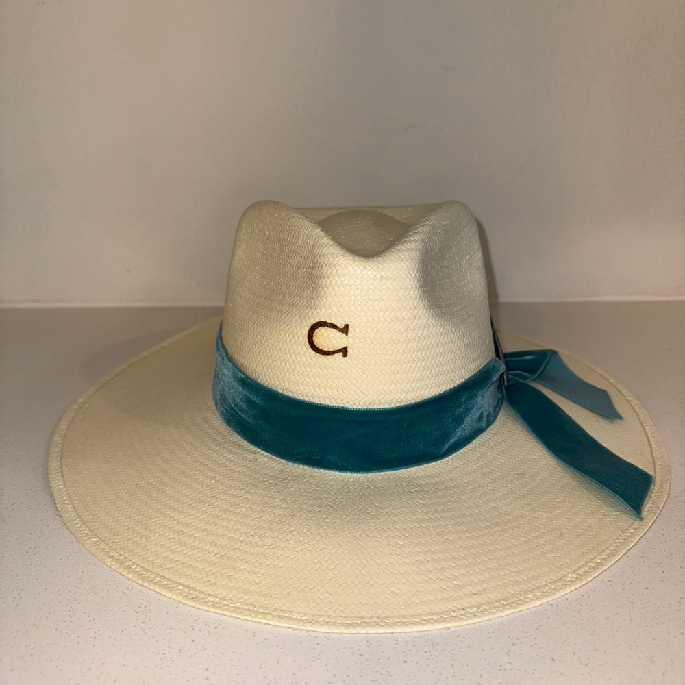 Elegant Cream Hat with Teal Band